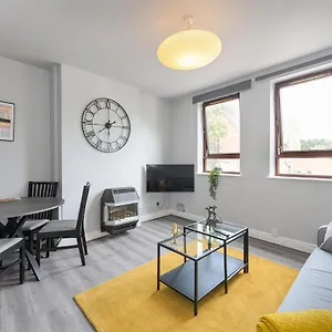 Lambley Court - Cozy Break In Mapperley Aparthotel