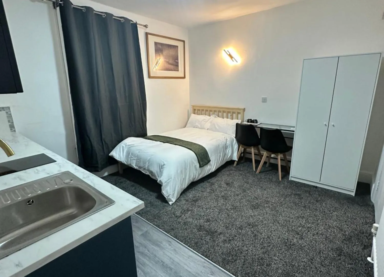 Room 7 Ng3 2Az Nottingham